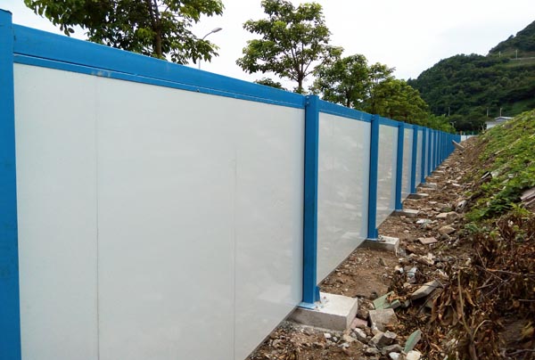 中瑞恒基建設集團有限公司鹽田現(xiàn)代物流中心二期施工總承包工程項目部 (7).jpg